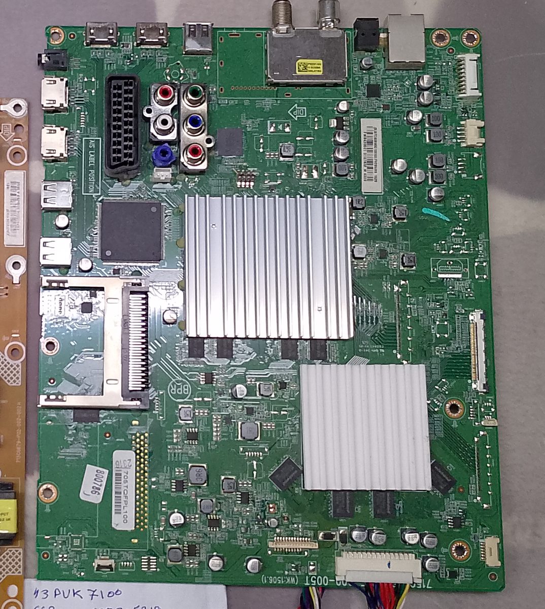 Moederbord 996599 — Philips 43PUK7100